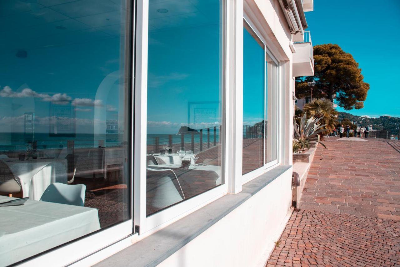 Hotel Ligure Споторно Екстериор снимка