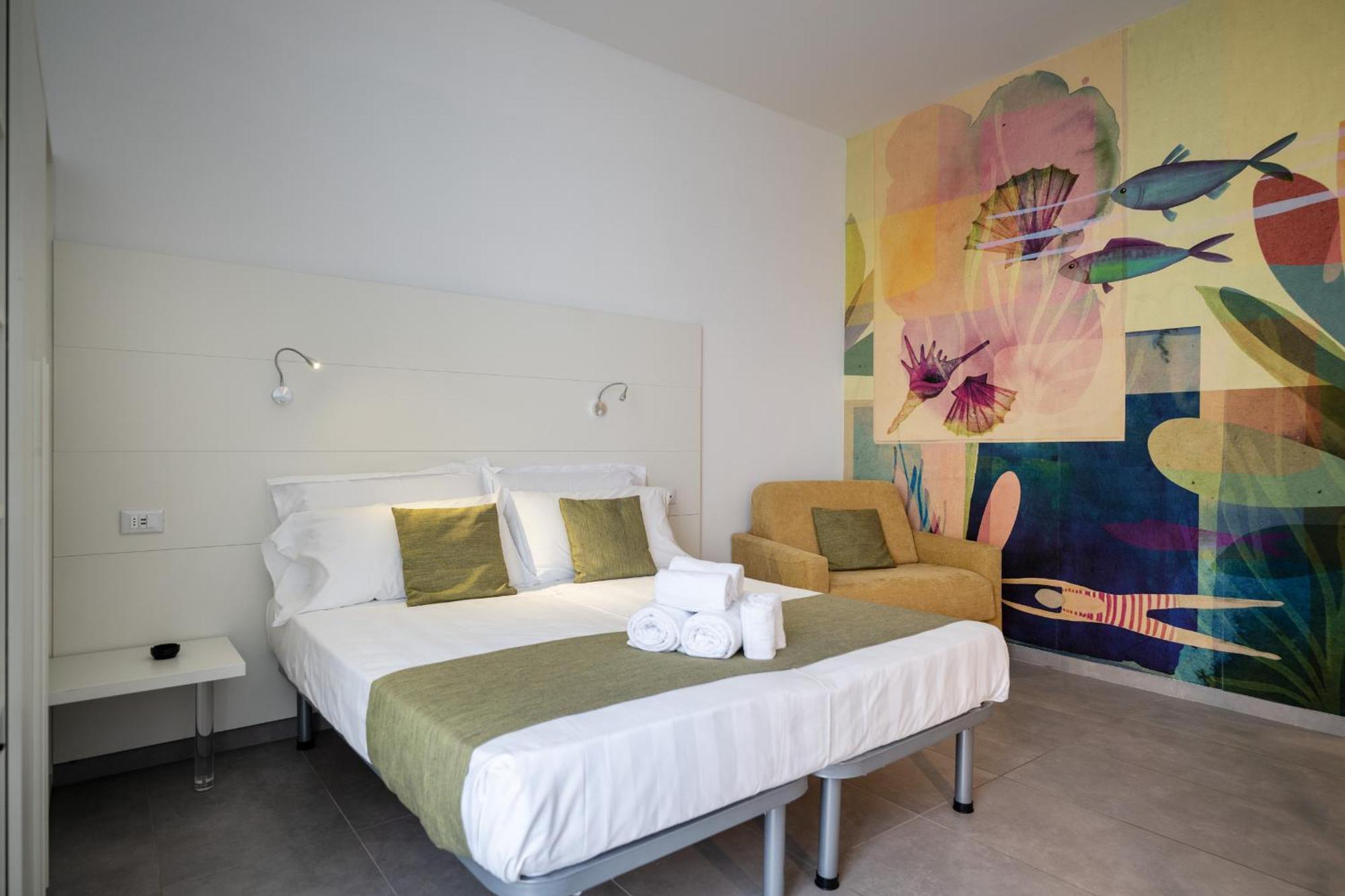 Hotel Ligure Споторно Екстериор снимка